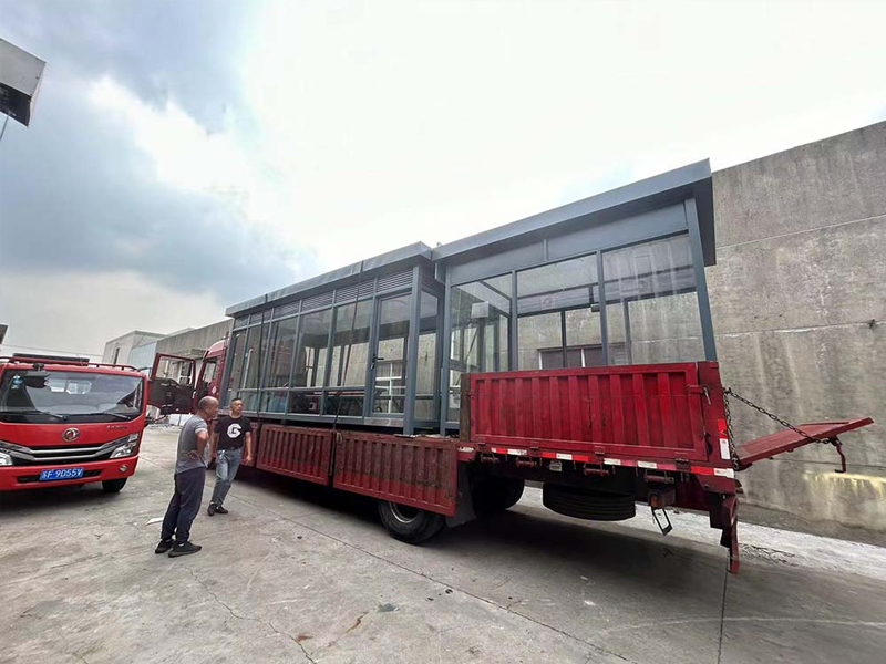 4臺吸煙亭發貨浙江